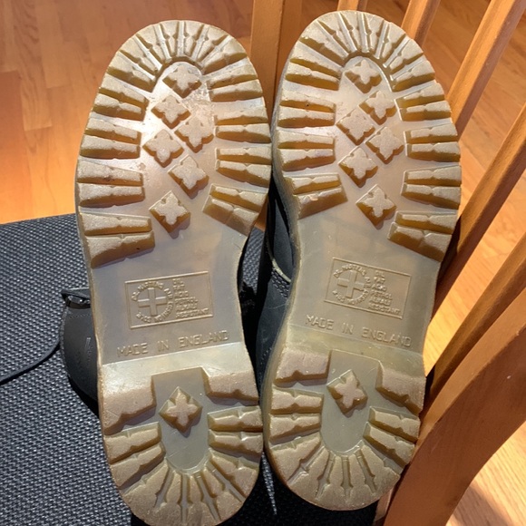 Men’s doc martens - Picture 4 of 9